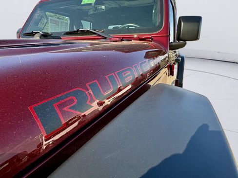 Used 2021 Jeep Gladiator Rubicon AWD/4WD image 13