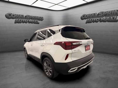 Certified 2023 Kia Seltos S w/ Navigation Package FWD image 3
