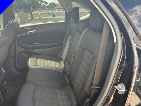 Used 2016 Ford Edge SEL w/ Class II Trailer Tow Package AWD/4WD image 29