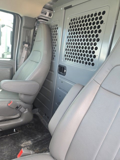 Used 2025 Chevrolet Express 2500 w/ Driver Convenience Package RWD image 25