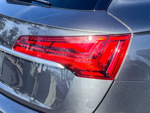 Used 2022 Audi SQ5 Premium Plus image 8