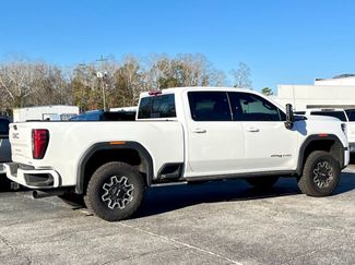 Used 2025 GMC Sierra 2500 AT4 w/ AT4 Premium Plus Package video 3