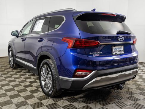 Used 2020 Hyundai Santa Fe SEL w/ Convenience Package image 16
