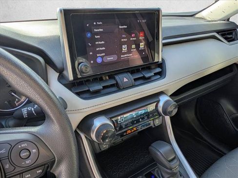 Used 2024 Toyota RAV4 XLE w/ Convenience Package FWD image 14