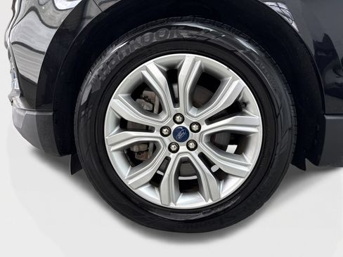 Used 2022 Ford Edge Titanium AWD/4WD image 49
