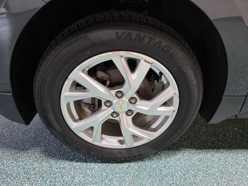 Used 2018 Chevrolet Equinox Premier AWD/4WD image 12