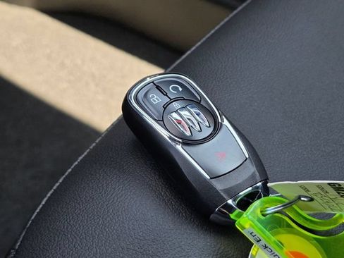 New 2026 Buick Envista Sport Touring w/ Convenience I Package FWD image 31