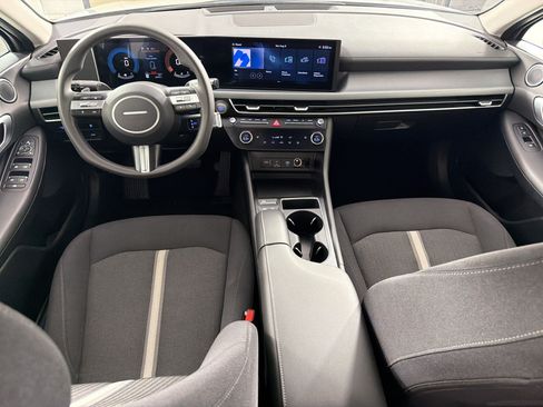 Used 2025 Hyundai Sonata SEL FWD image 17