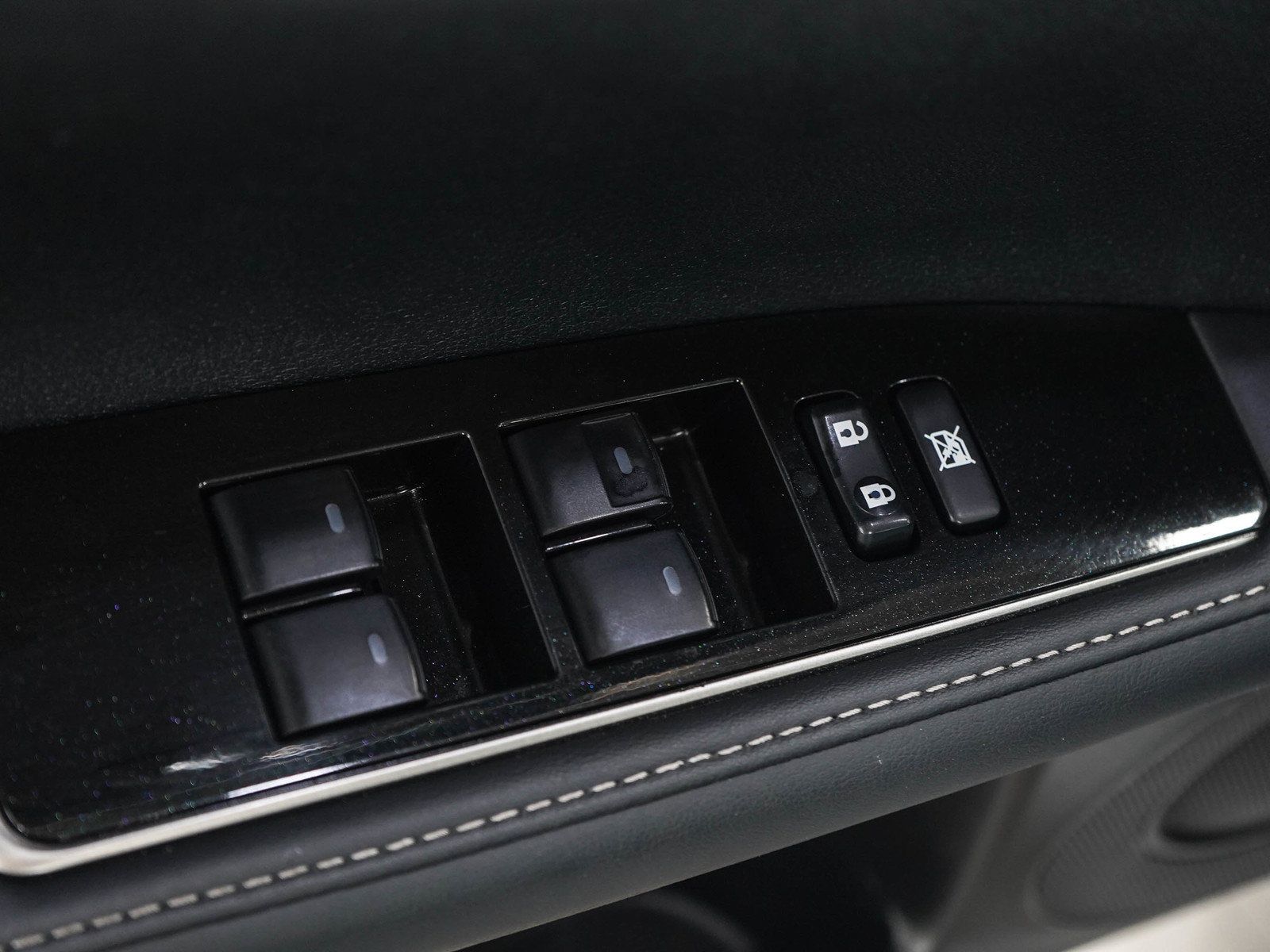 Used 2017 Lexus ES 350 w/ Luxury Package FWD image 37