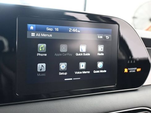 Used 2020 Hyundai Palisade SEL w/ Premium Package FWD image 18
