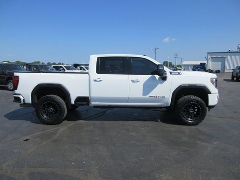 Used 2021 GMC Sierra 2500 AT4 w/ AT4 Premium Plus Package AWD/4WD image 4