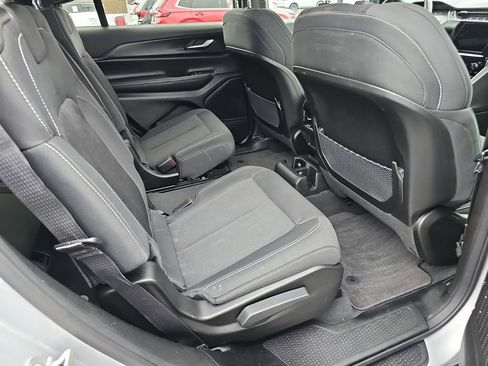 Used 2024 Jeep Grand Cherokee L Laredo w/ Trailer Tow Package image 13