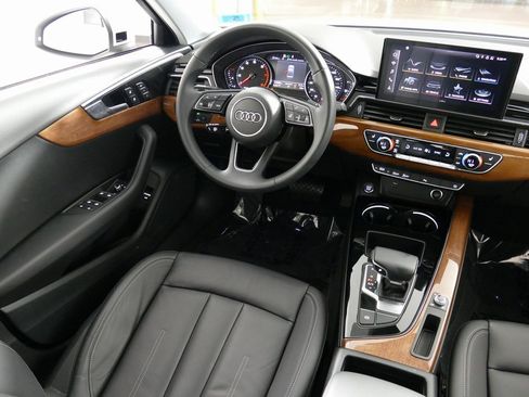 Used 2023 Audi A4 2.0T Premium w/ Convenience Package image 24