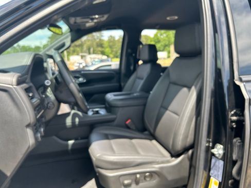 Used 2024 Chevrolet Tahoe Z71 w/ Off-Road Capability Package image 16