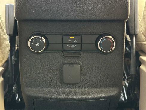 Used 2016 Ford Explorer FWD image 16