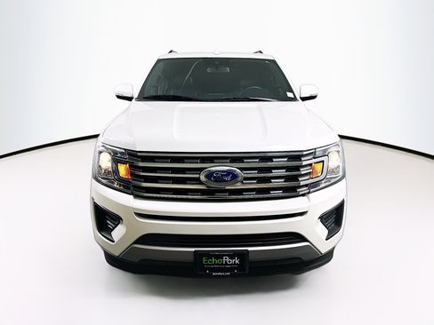 Used 2020 Ford Expedition XLT w/ Equipment Group 202A image 2