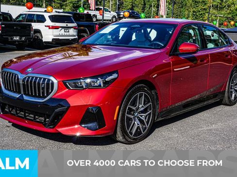 Used 2025 BMW i5 eDrive40i w/ M Sport Package image 2