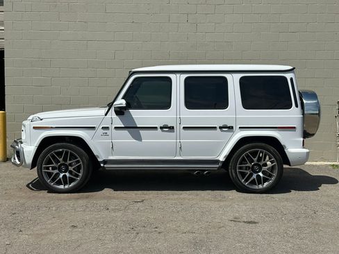 Used 2024 Mercedes-Benz G 63 AMG 4MATIC image 3