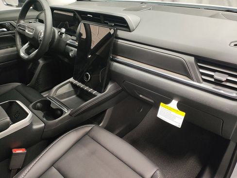 New 2026 GMC Terrain Denali image 8