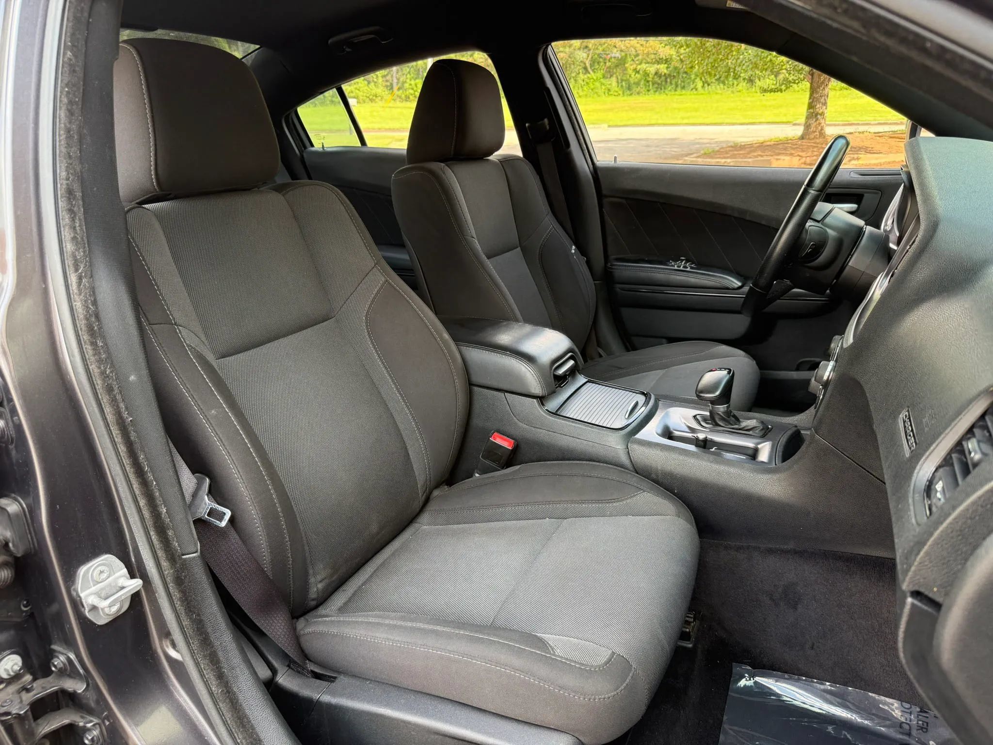 Used 2017 Dodge Charger SXT w/ Blacktop Package RWD image 24