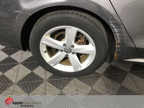 Used 2013 Volkswagen Passat 2.5 SE image 27