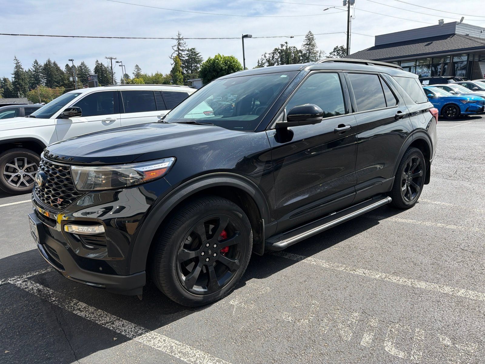 Used 2023 Ford Explorer ST w/ Equipment Group 401A AWD/4WD image 14