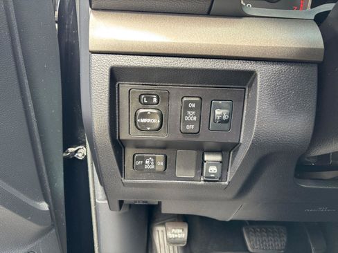 Used 2017 Toyota Tundra SR5 w/ TRD Off Road Package AWD/4WD image 29