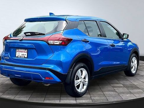 Used 2025 Nissan Kicks Play S FWD image 6