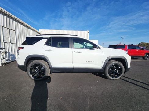 New 2026 Chevrolet Equinox LT w/ Convenience Package II image 6