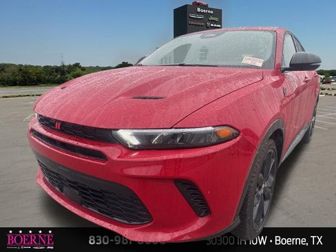 Used 2024 Dodge Hornet R/T image 3