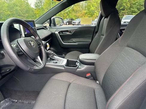 Certified 2025 Toyota RAV4 SE image 43