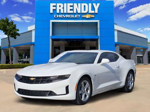 Used 2023 Chevrolet Camaro LT image 3