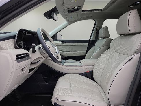 Used 2024 Hyundai Palisade Calligraphy image 17