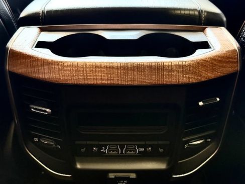 Used 2019 RAM 1500 Limited AWD/4WD image 15