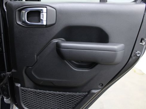 Used 2021 Jeep Wrangler Unlimited Sport AWD/4WD image 20