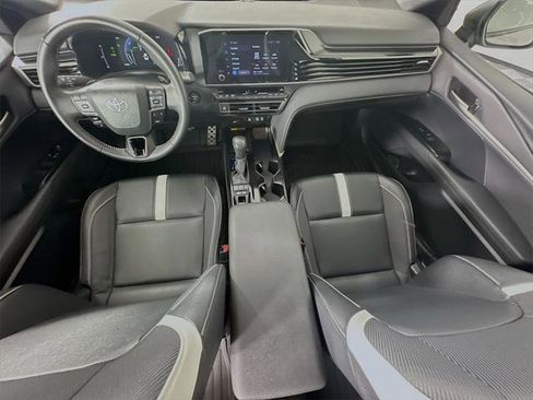 Certified 2025 Toyota Camry SE image 30