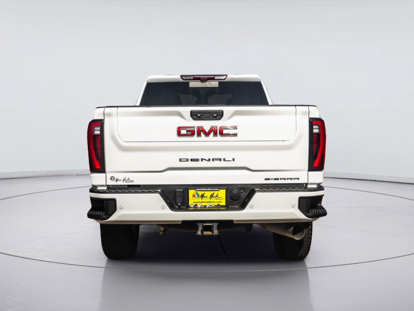 Used 2024 GMC Sierra 2500 Denali w/ Denali Reserve Package AWD/4WD image 9