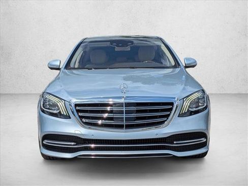 Used 2018 Mercedes-Benz S 560 Sedan image 2