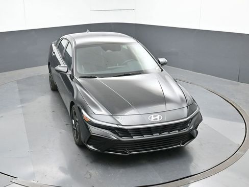 New 2026 Hyundai Elantra Sport image 24