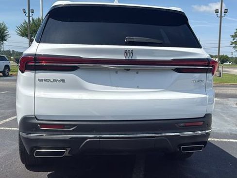 Used 2025 Buick Enclave Preferred FWD image 6