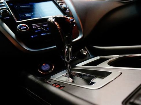 Certified 2024 Nissan Murano SV w/ SV Midnight Edition Package AWD/4WD image 25