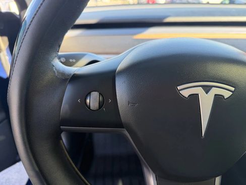 Used 2022 Tesla Model 3 Performance AWD/4WD image 12