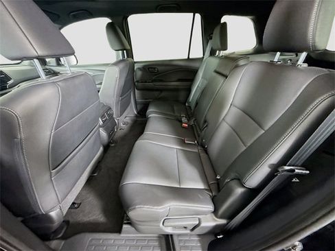 Used 2025 Honda Passport EX-L image 24