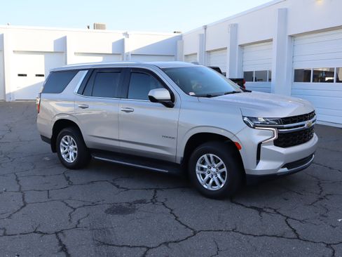 Used 2022 Chevrolet Tahoe LS RWD image 14