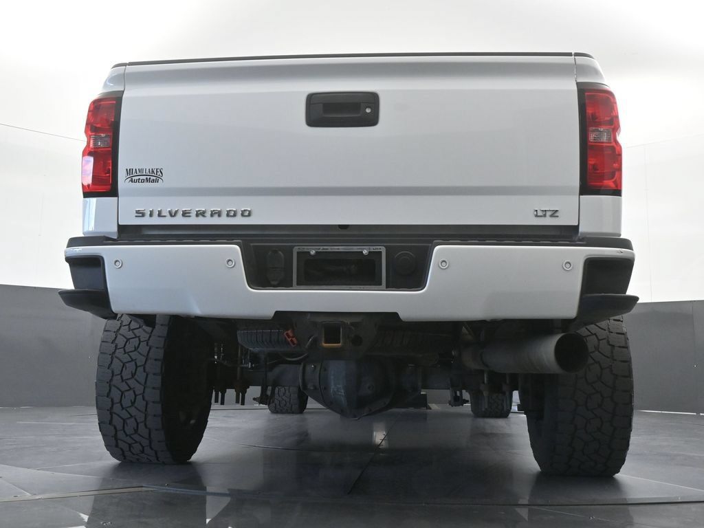 Used 2018 Chevrolet Silverado 2500 LTZ w/ Duramax Plus Package AWD/4WD image 68