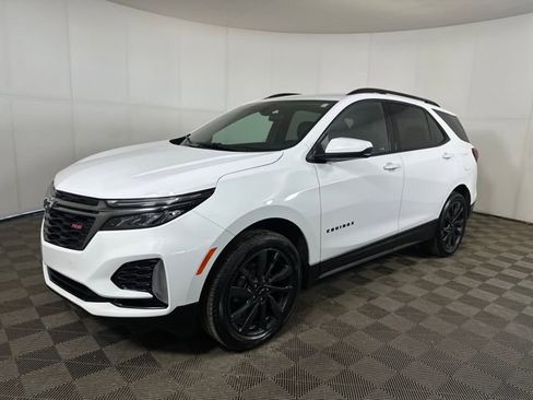 Used 2023 Chevrolet Equinox RS image 7