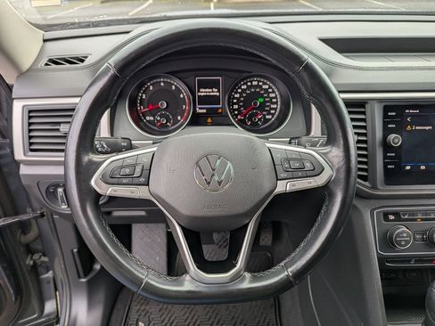 Used 2021 Volkswagen Atlas SE image 13