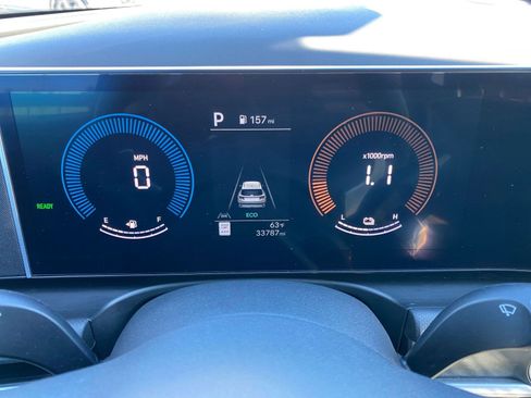 Used 2025 Hyundai Tucson Blue image 40