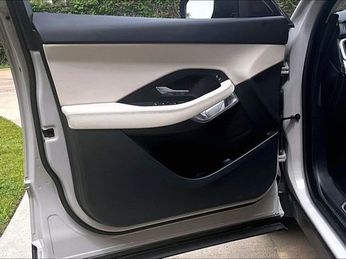 Used 2019 Jaguar E-PACE R-Dynamic S image 24