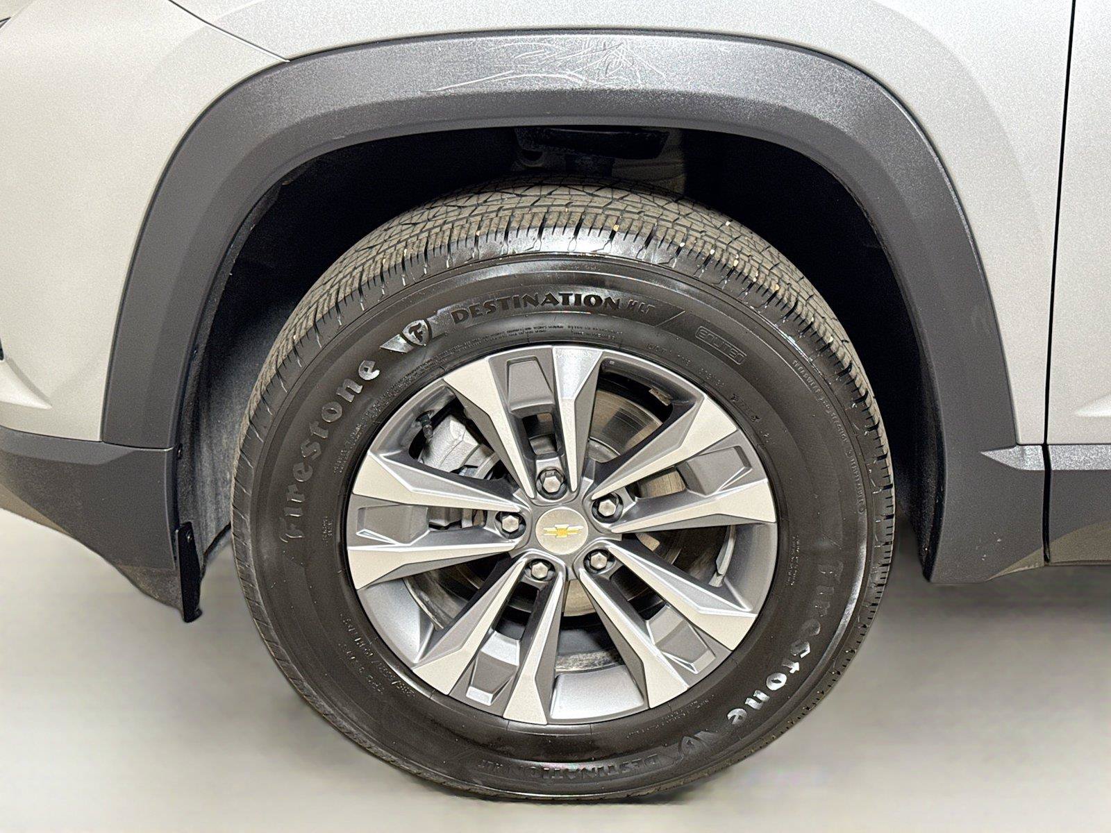 Certified 2026 Chevrolet Equinox LT FWD image 29